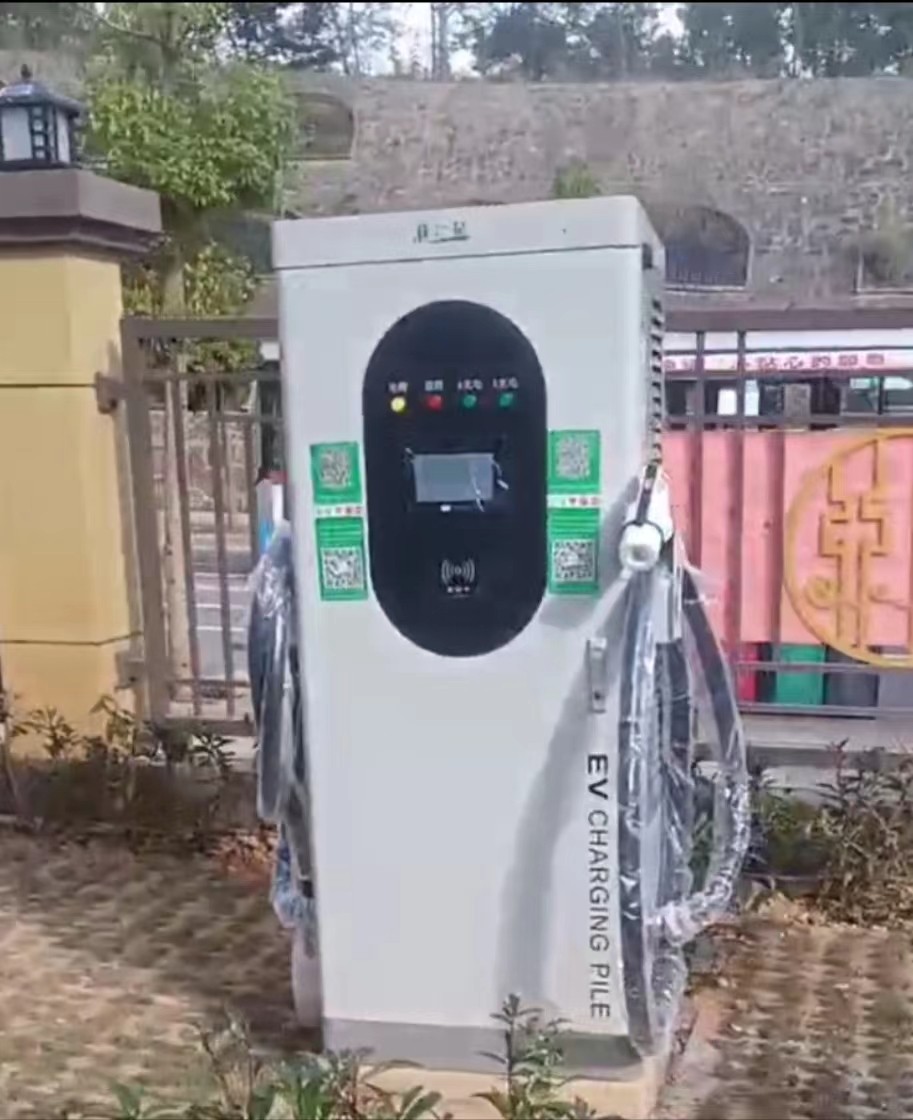 新能源汽車(chē)產(chǎn)業(yè)攀高創(chuàng)新升級(jí)